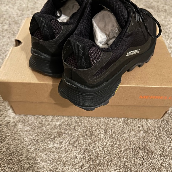 NEW! Womens Merrell Moab shoes - Picture 4 of 6